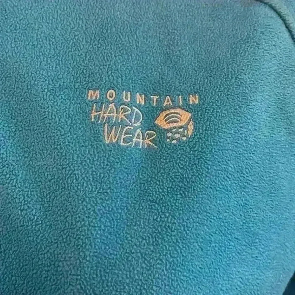Mountain hardware women’s size large jacket. - Picture 2 of 10